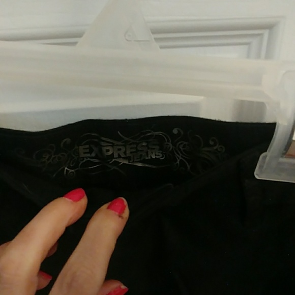 Dressy mini shorts - Picture 2 of 3